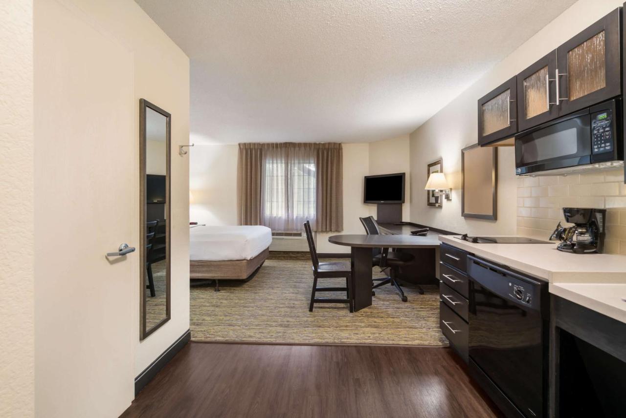Sonesta Simply Hotel Hampton